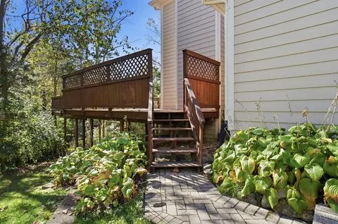 Exterior - 45 Rustic Brook Ct, Springboro, OH 45066 photo 6 of 15