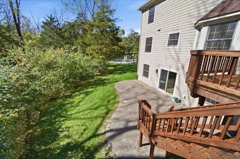 Exterior - 45 Rustic Brook Ct, Springboro, OH 45066 photo 10 of 15