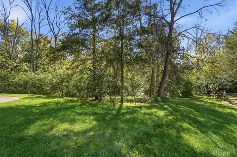Exterior - 45 Rustic Brook Ct, Springboro, OH 45066 photo 14 of 15