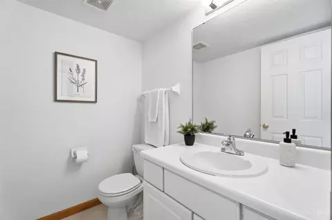 Bath - 45 Rustic Brook Ct, Springboro, OH 45066 photo 1 of 8