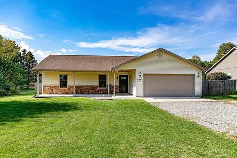 271 Lakengren Dr, Eaton, OH 45320