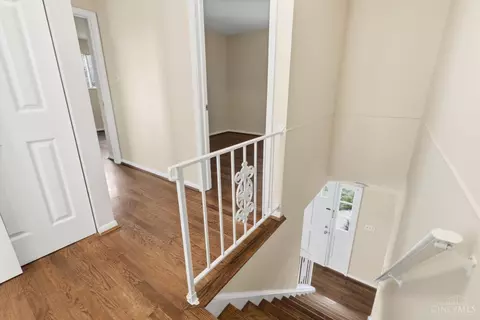 Entry Way - 1755 Pinebluff Ln, Cincinnati, OH 45255 photo 2 of 2