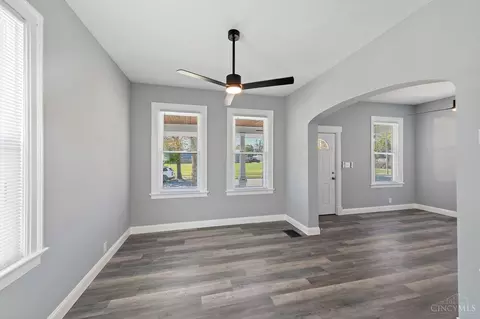 Living - 624 Corwin Ave, Hamilton, OH 45015 photo 1 of 2