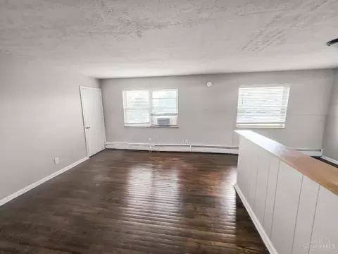 Living - 4720 Ridge Ave, Cincinnati, OH 45209 photo 5 of 11