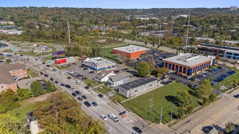 View/Area - 4720 Ridge Ave, Cincinnati, OH 45209 photo 2 of 8