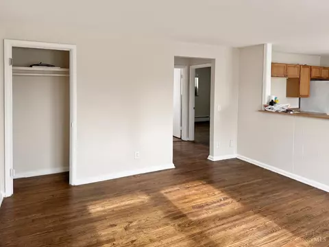 Living - 4720 Ridge Ave, Cincinnati, OH 45209 photo 8 of 11