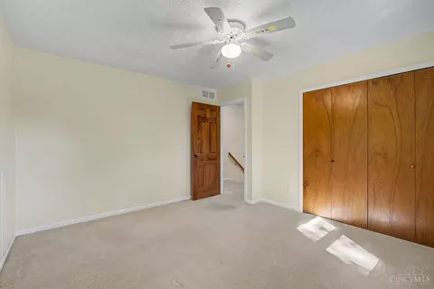 Bedroom - 615 Queensgate Rd, Springboro, OH 45066 photo 9 of 11