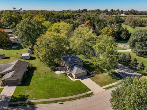 View/Area - 615 Queensgate Rd, Springboro, OH 45066 photo 4 of 6