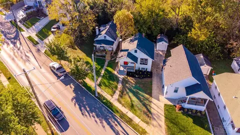 View/Area - 3933 Paxton Ave, Cincinnati, OH 45209 photo 3 of 5