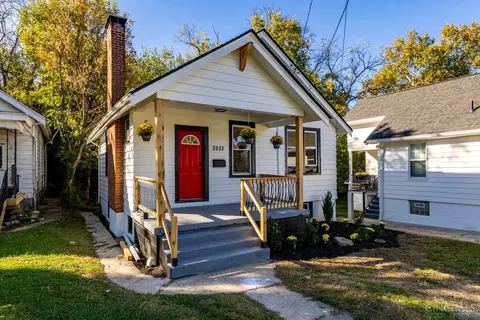 Exterior - 3933 Paxton Ave, Cincinnati, OH 45209 photo 9 of 9