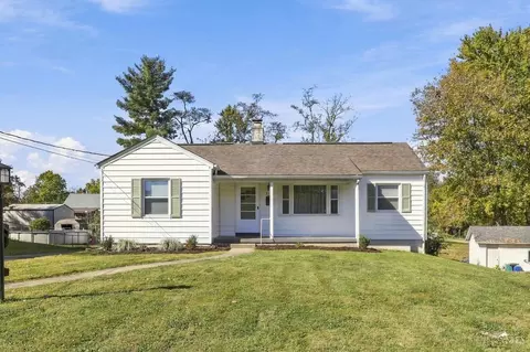 325 Union St, Bethel, OH 45106
