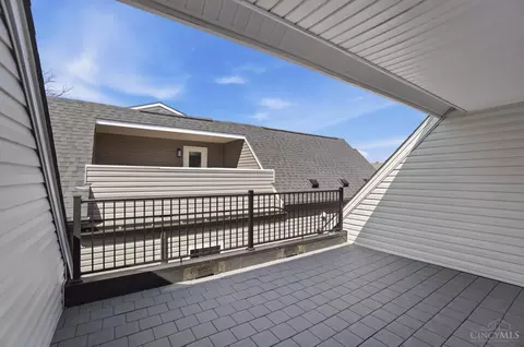 Exterior - 3311 Bach Ave, Cincinnati, OH 45209 photo 6 of 13