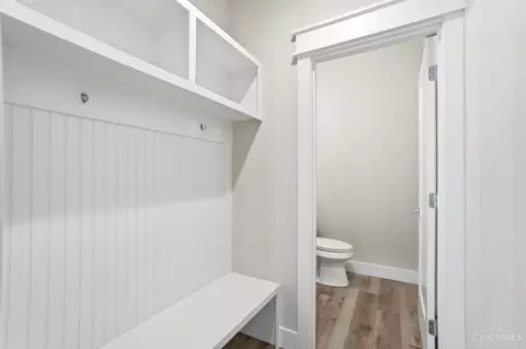 Entry Way - 3311 Bach Ave, Cincinnati, OH 45209 photo 3 of 9