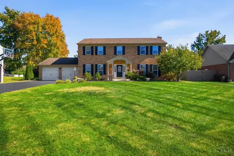 4976 Sesame St, Cincinnati, OH 45244