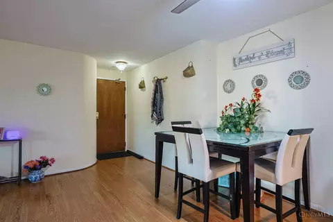 Dining - 3004 Glenmore Ave, Cincinnati, OH 45238 photo 2 of 2