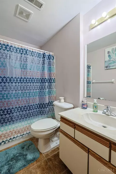 Bath - 3004 Glenmore Ave, Cincinnati, OH 45238 photo 2 of 2