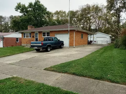 1549 Kathy Ln, Miamisburg, OH 45342