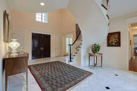 8655 Keller Rd, Cincinnati, OH 45243 photo 5