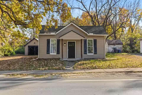 434 Broadway St, Owensville, OH 45160