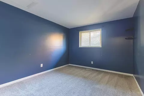 Bedroom - 271 Glenburn Dr, Centerville, OH 45459 photo 6 of 7