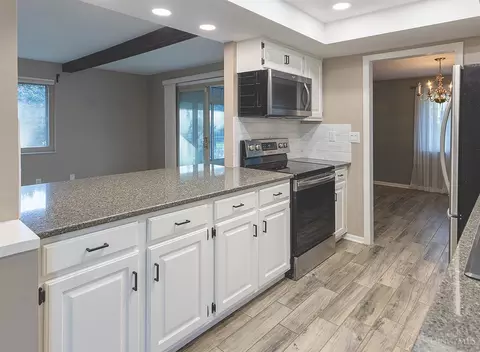 Kitchen - 271 Glenburn Dr, Centerville, OH 45459 photo 1 of 2