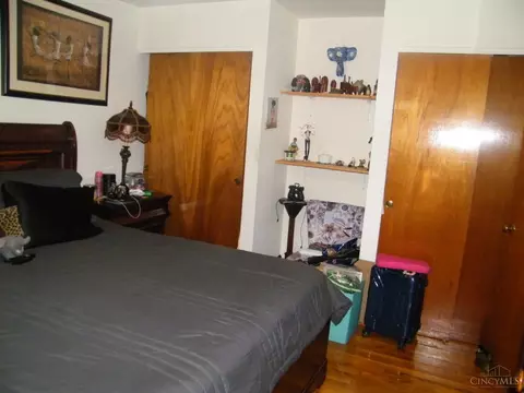 Bedroom - 34 Handel Ln, Greenhills, OH 45218 photo 1 of 6