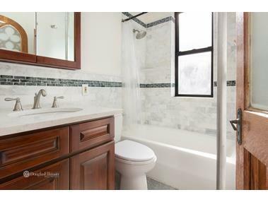 2910 Westfork Rd, Cincinnati, OH 45211 photo 2