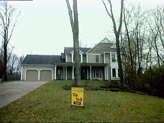 867 Surrey Rdg, Cincinnati, OH 45245 photo 1