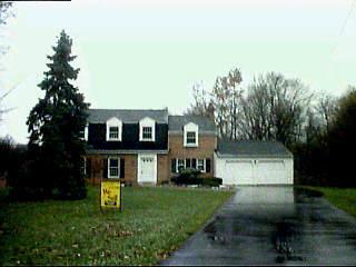 7155 Regiment Dr, Cincinnati, OH 45244 photo 2