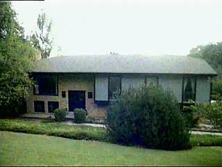 4730 Hubble Rd, Cincinnati, OH 45247 photo 2