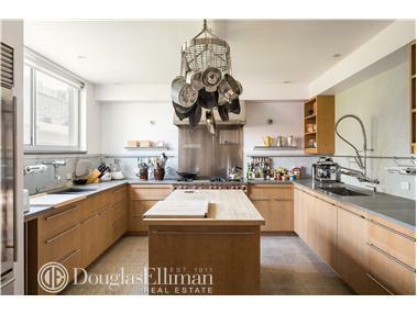 3392 Westfork Rd, Cincinnati, OH 45211 photo 15