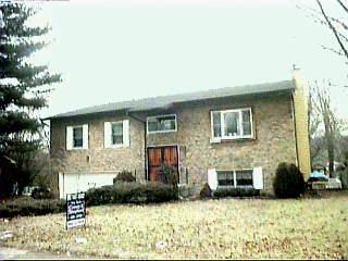 3554 Edgeview Dr, Cincinnati, OH 45213 photo 1
