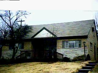 433 Samoht Ridge Rd, Cincinnati, OH 45238 photo 1