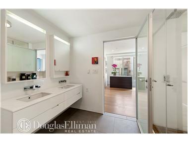 6384 Simon Dr, Cincinnati, OH 45233 photo 4