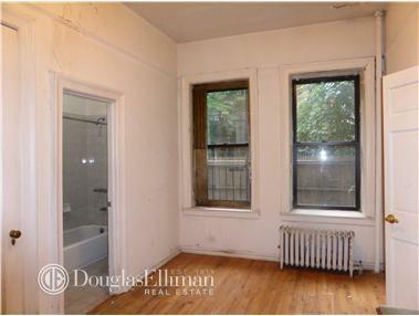 5672 Biscayne Ave, Cincinnati, OH 45248 photo 4