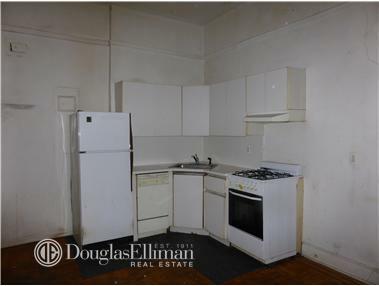 5672 Biscayne Ave, Cincinnati, OH 45248 photo 5