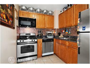 8841 Balboa Dr, Cincinnati, OH 45231 photo 6