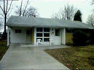 8841 Balboa Dr, Cincinnati, OH 45231 photo 2