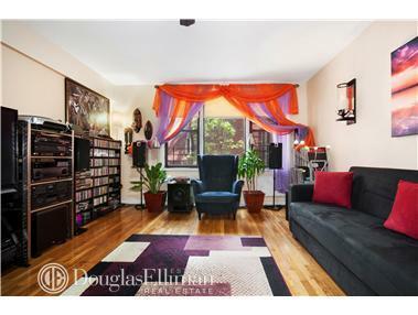 8841 Balboa Dr, Cincinnati, OH 45231 photo 4