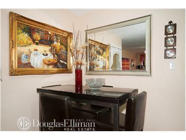 8841 Balboa Dr, Cincinnati, OH 45231 photo 5