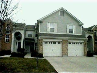 3831 Arbor Green Dr, Cincinnati, OH 45255 photo 3