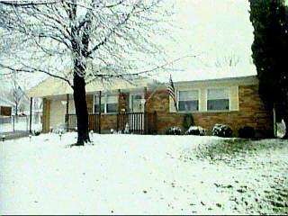 11330 Gravenhurst Dr, Cincinnati, OH 45231 photo 1