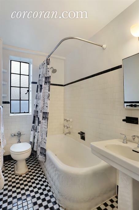 292 Jonathan Ct, Cincinnati, OH 45255 photo 7