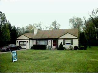 8685 Koszo Dr, Cincinnati, OH 45255 photo 1