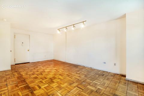 3315 Maplecrest Ave, Cincinnati, OH 45209 photo 5