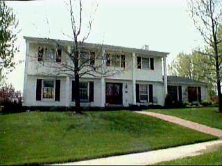 1525 Acreview Dr, Cincinnati, OH 45240 photo 3