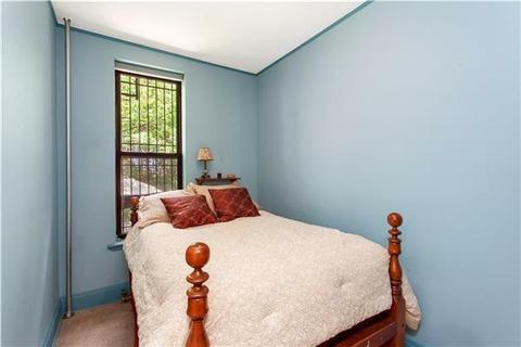 2829 Queenswood Dr, Cincinnati, OH 45211 photo 6
