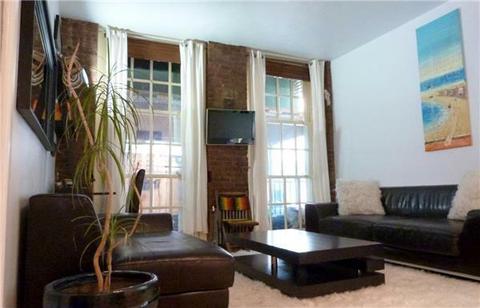 5821 Lathrop Pl, Cincinnati, OH 45224 photo 2