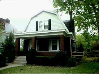 5821 Lathrop Pl, Cincinnati, OH 45224 photo 3