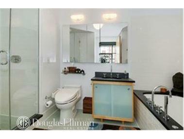 3252 Koenig Ave, Cincinnati, OH 45211 photo 8